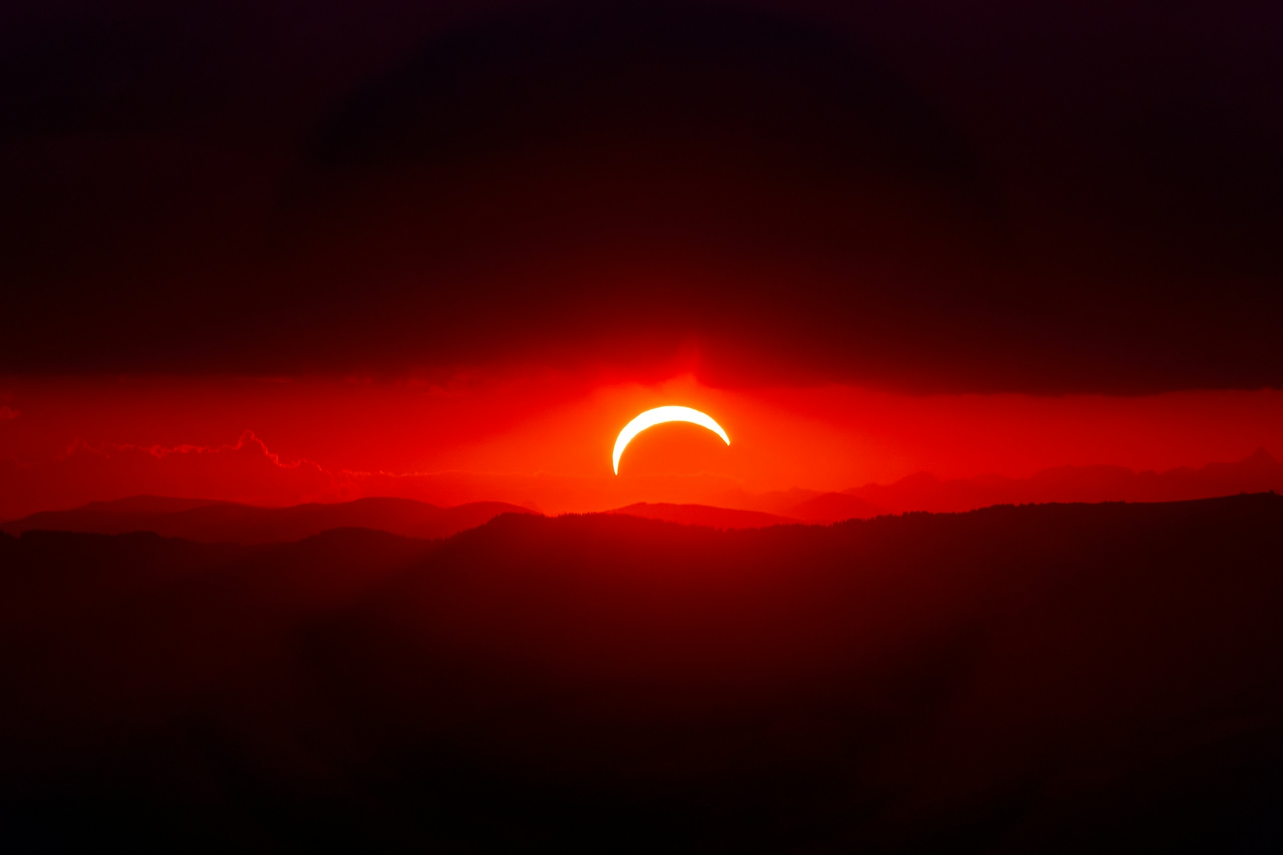 Eclipsa secolului: locurile unde Soarele va dispărea pentru mai bine de șase minute