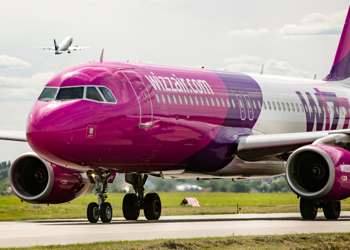 Wizz Air: rute noi, dar și suspendări în programul de iarnă din România
